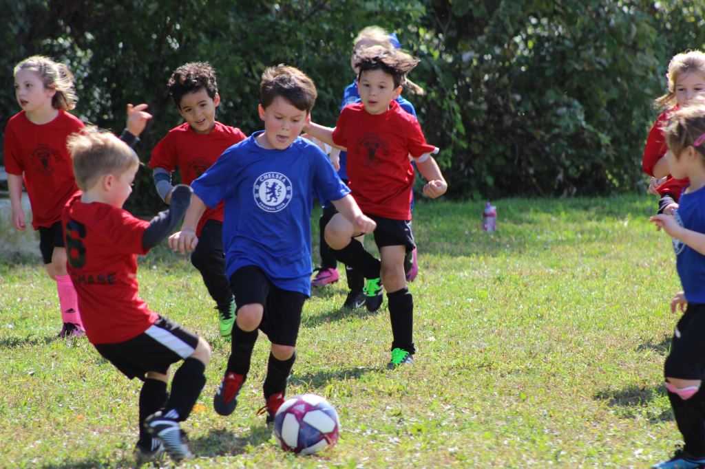 Teaching tactics and teamwork to young children in sports